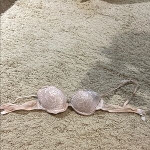 PINK Victoria's Secret Cream Lace Bra